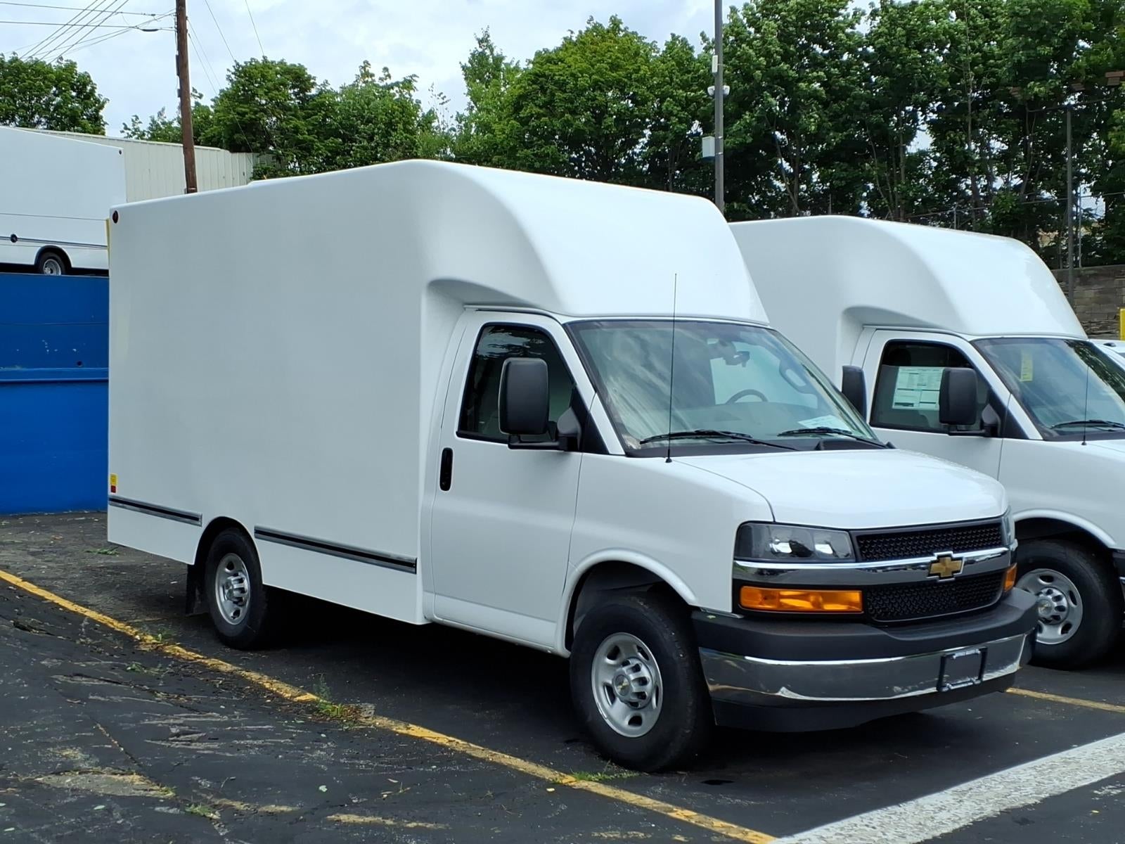 2026 Chevrolet Express Cutaway 3500 1WT in Summit White — front three-quarter view