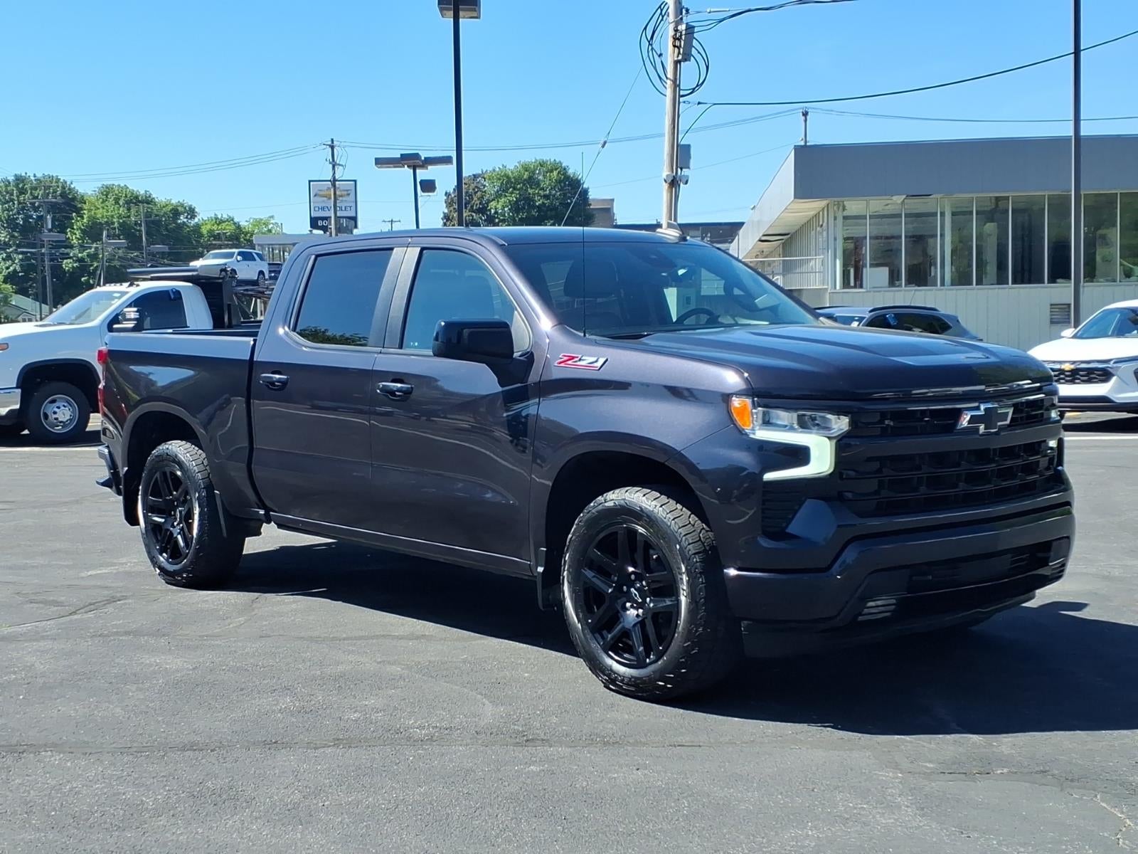 2022 Chevrolet Silverado 1500 RST in Dark Ash Metallic — front three-quarter view