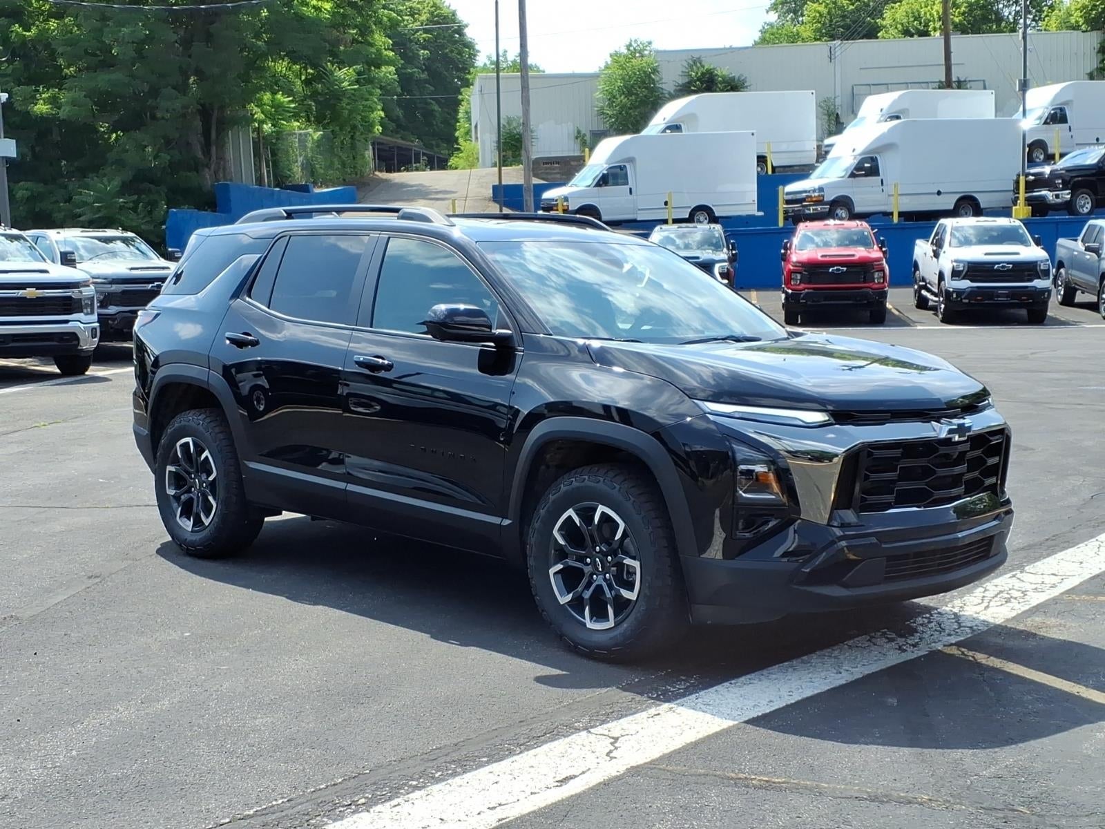 2026 Chevrolet Equinox ACTIV in Mosaic Black Metallic — front three-quarter view