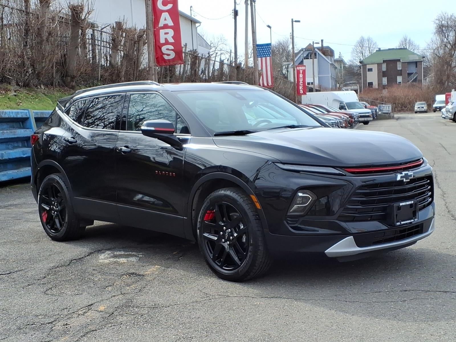 2023 Chevrolet Blazer 3LT in Black — front three-quarter view